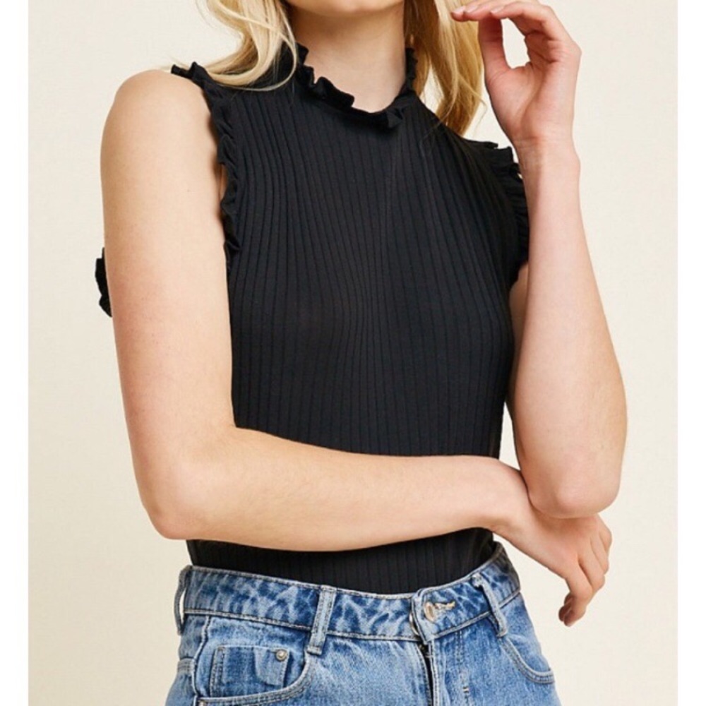GWYNETH Black ruffle tank - Picture 4 of 8